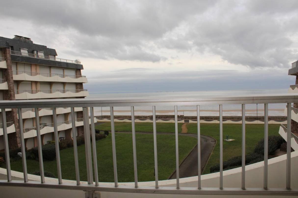 450 - A Erquy, En Bordure De La Tres Belle Plage De Caroual エクステリア 写真